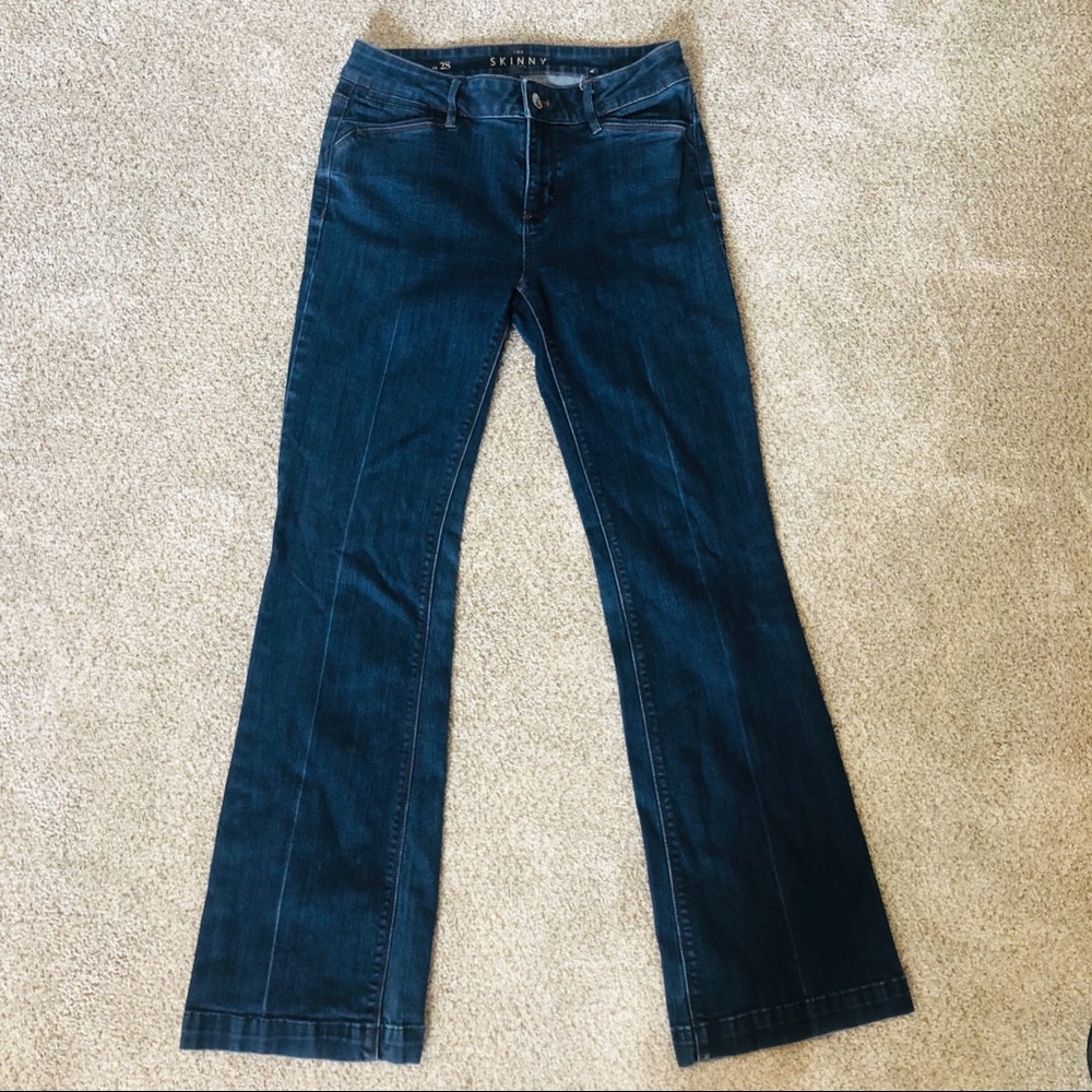 White House black market Skinny flare jeans